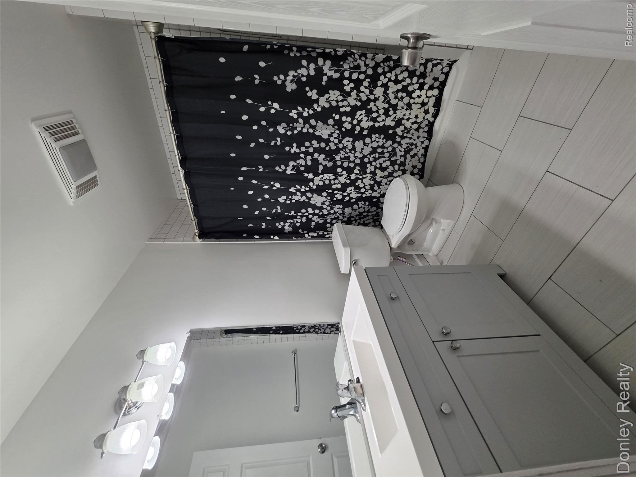 6405 3rd Street Property Photo 12