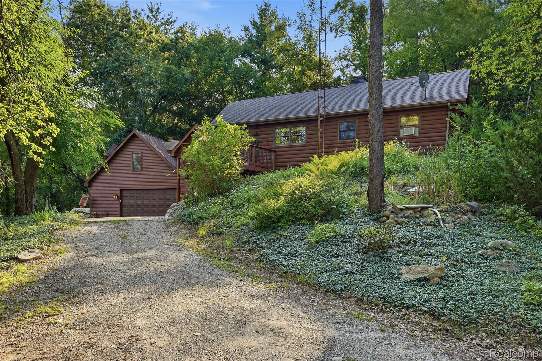9317 Lovejoy Road Property Photo 5