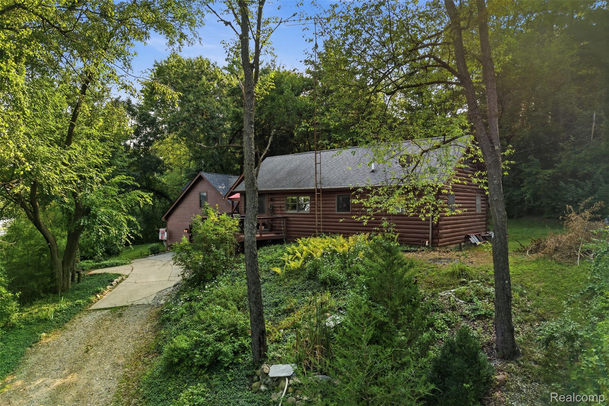 9317 Lovejoy Road Property Photo 6