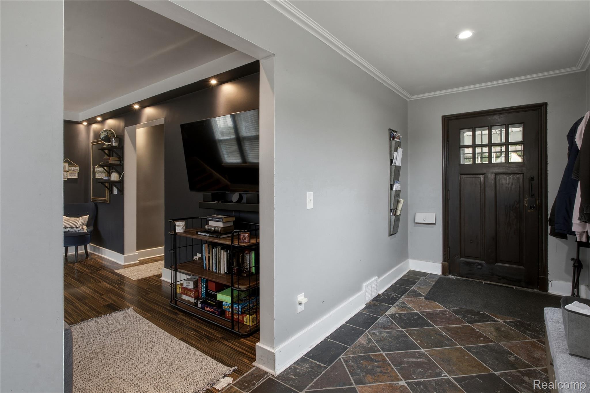 1791 E Saratoga Street Property Photo 8