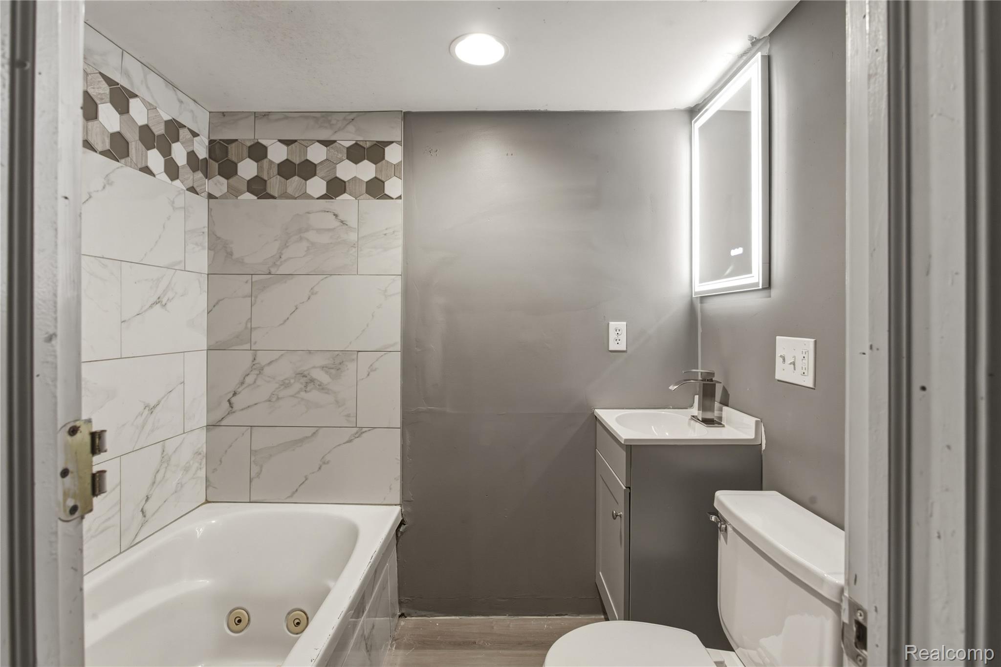 1791 E Saratoga Street Property Photo 36