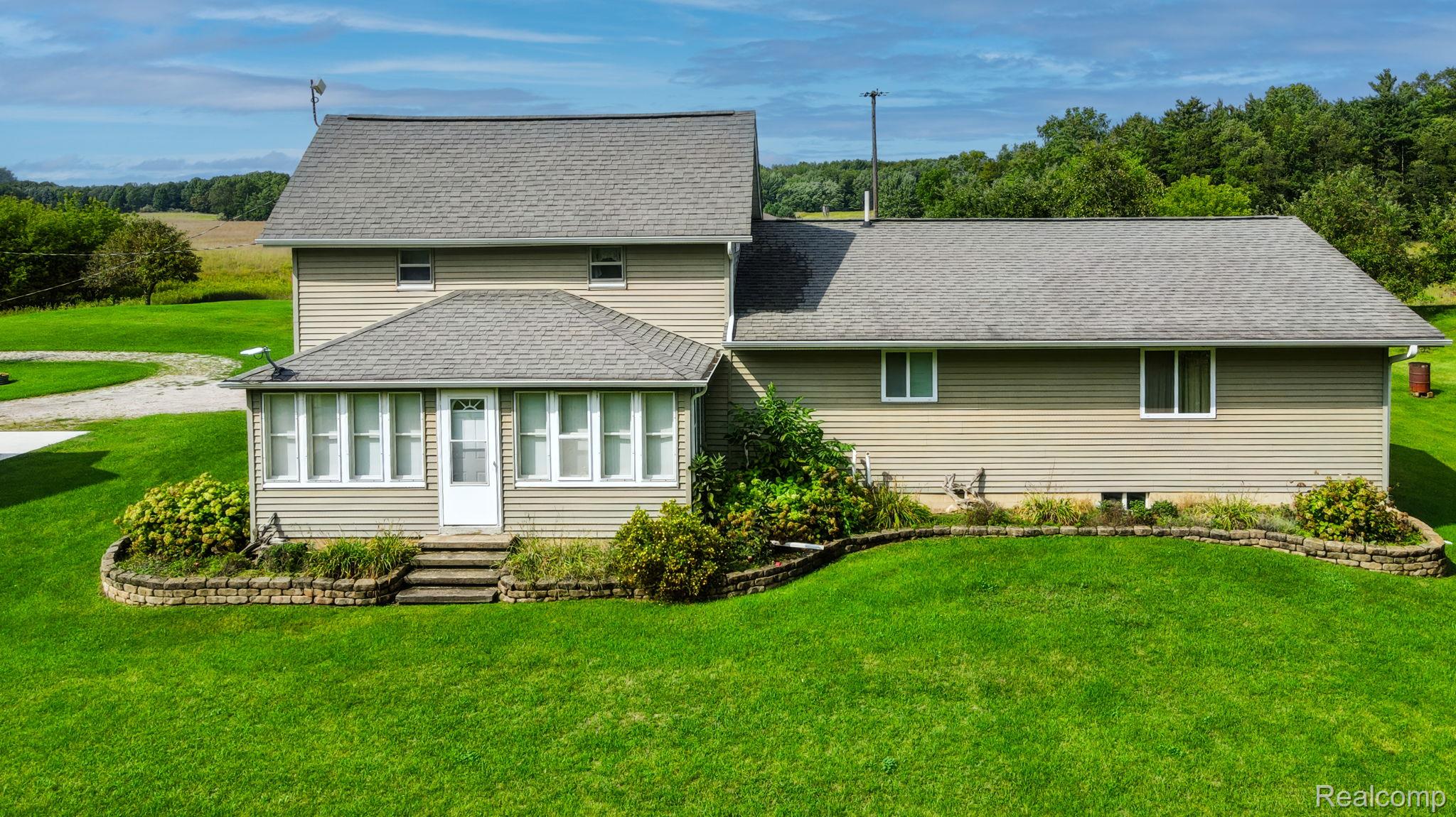 1660 W Brown Road Property Photo 4