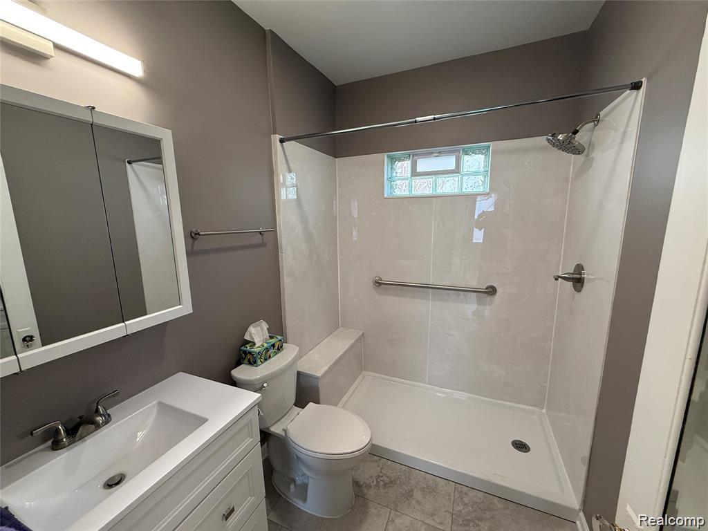 261 Academy Street Property Photo 8