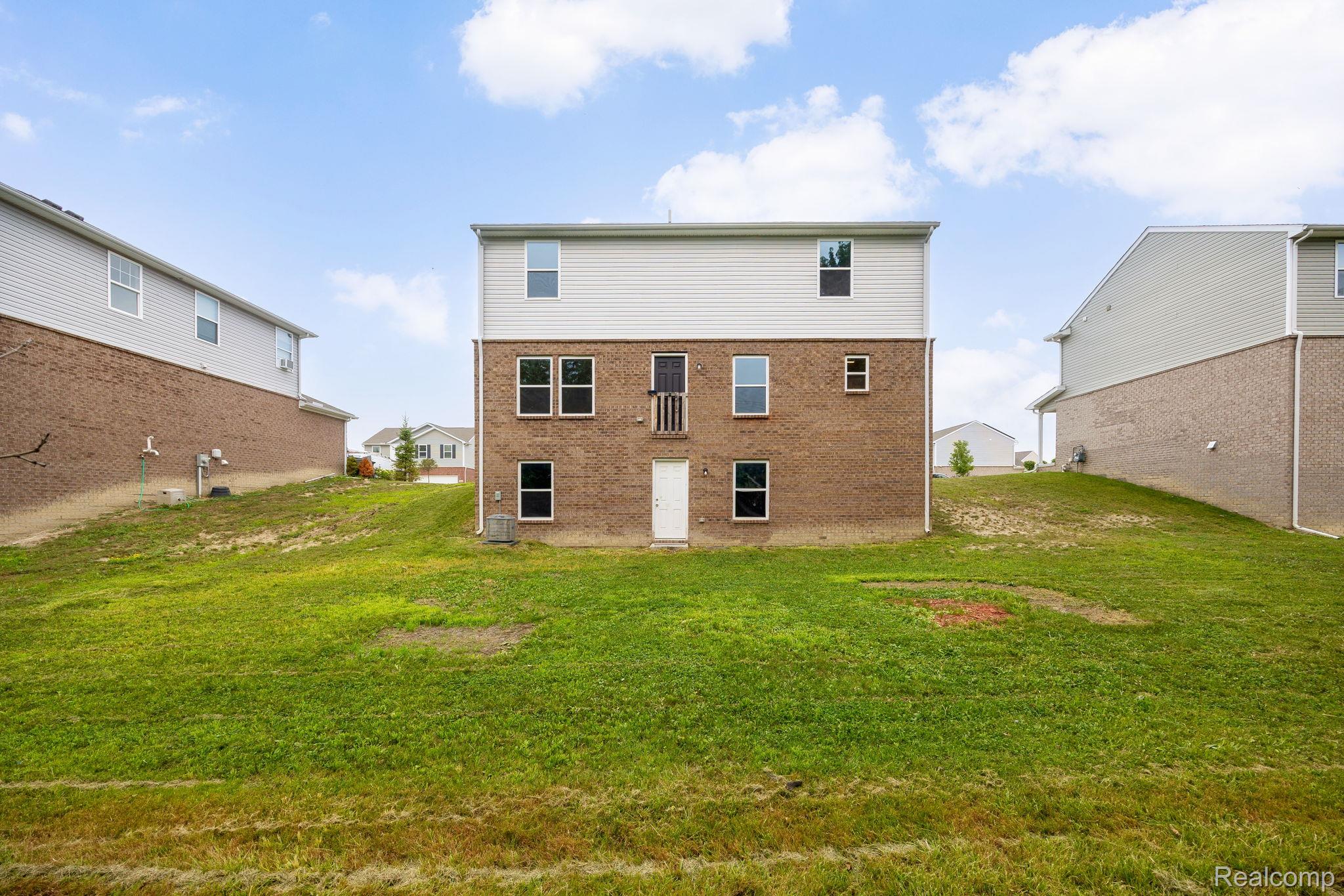 10306 Island Lake Drive Property Photo 5