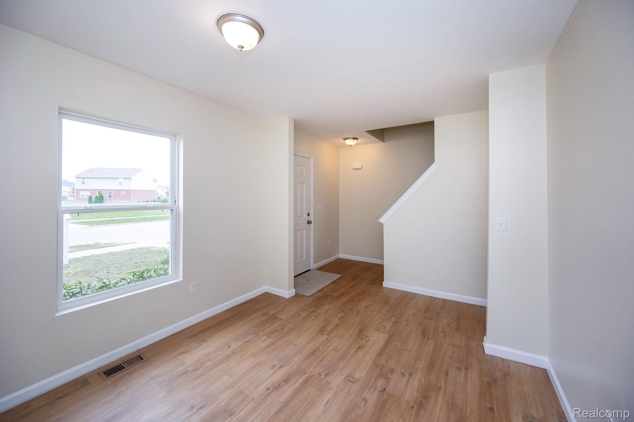10306 Island Lake Drive Property Photo 11