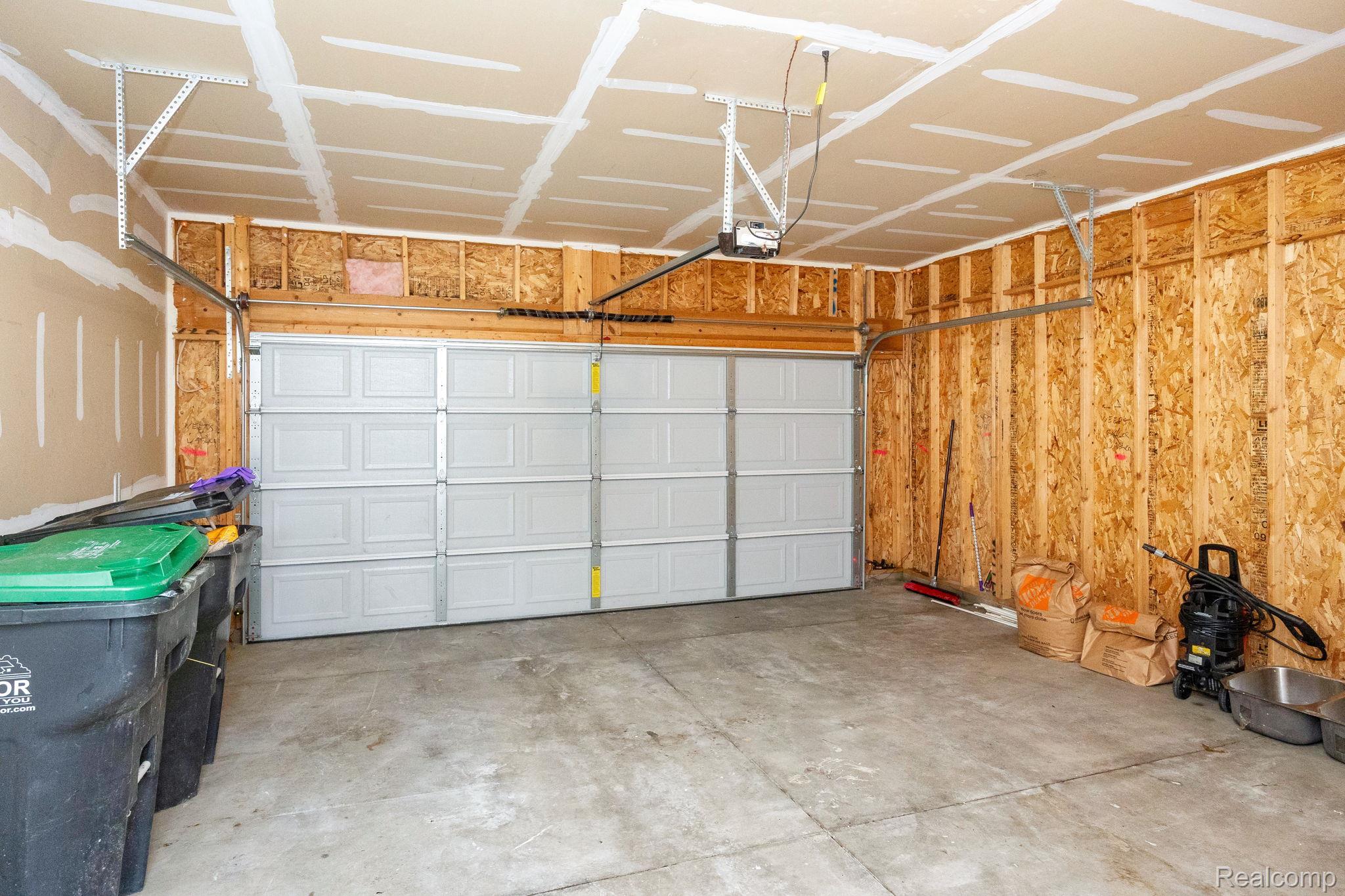 10306 Island Lake Drive Property Photo 15