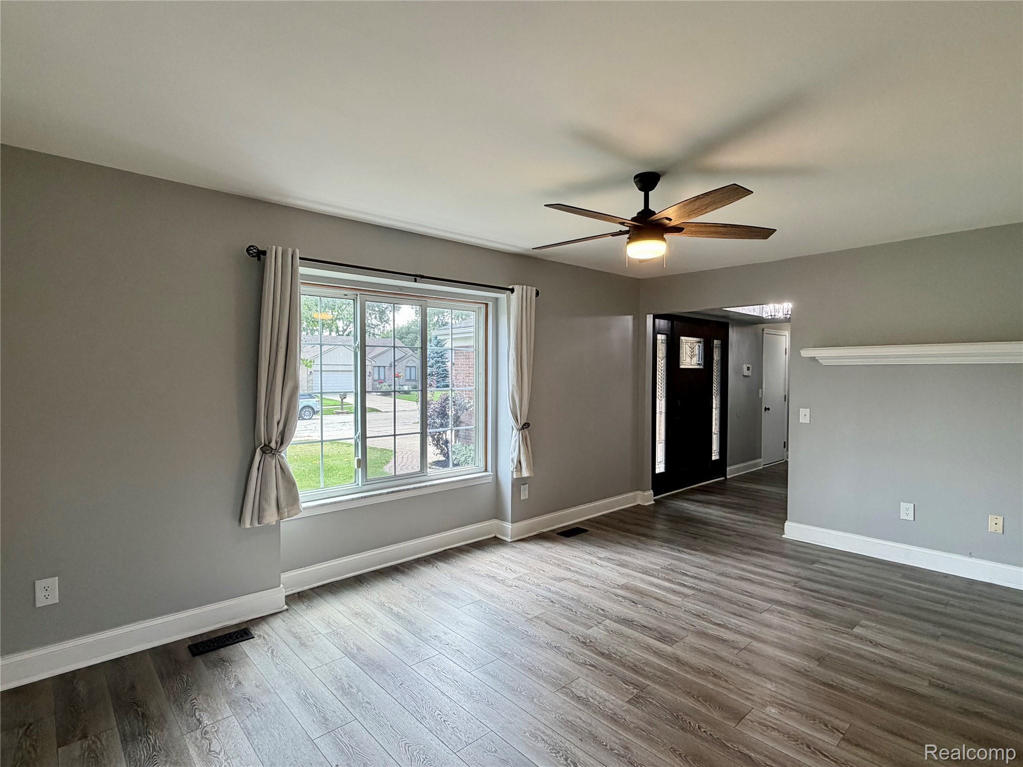 15873 Nathan Drive Property Photo 4