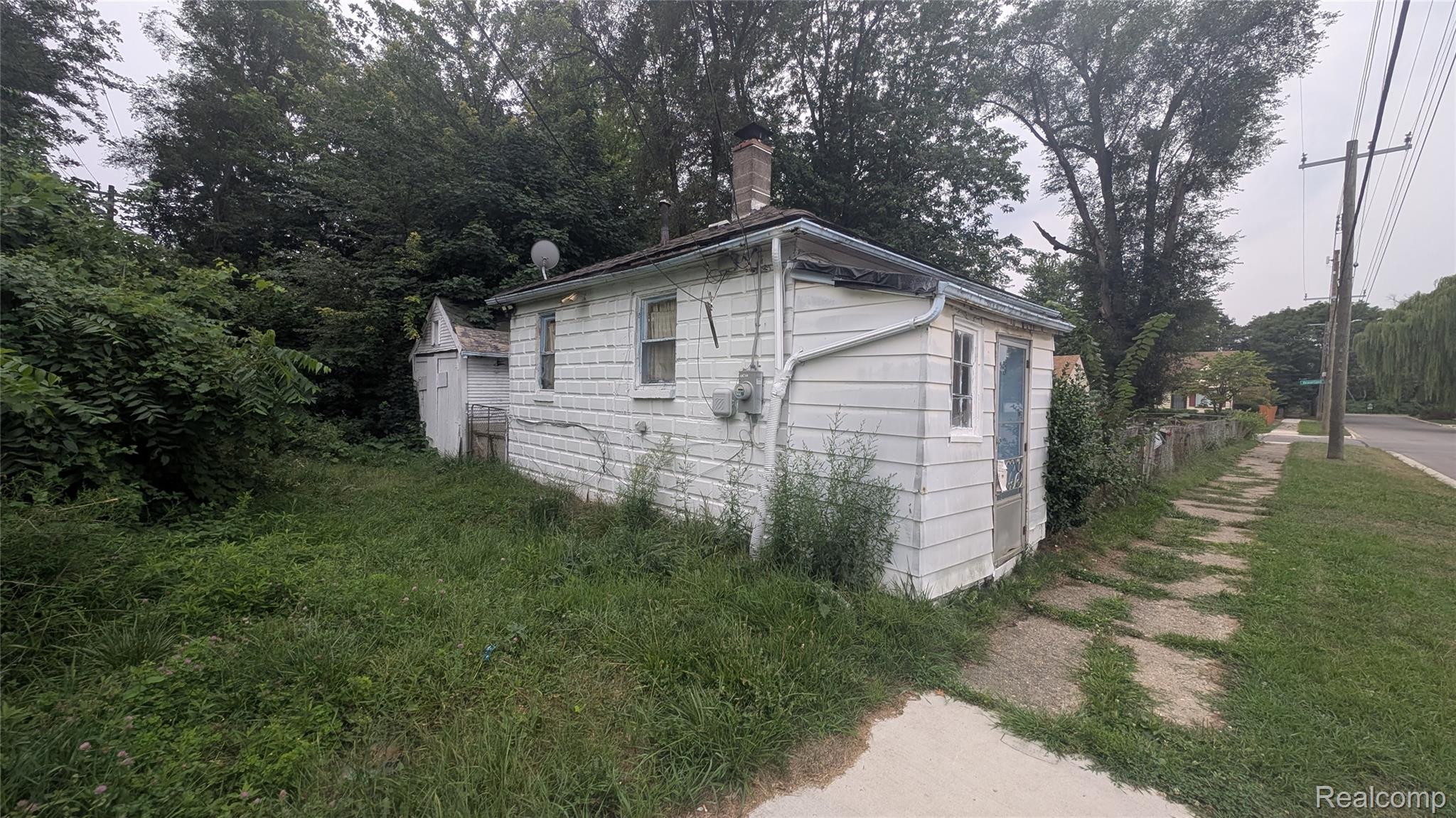 7350 Beaverland Property Photo 1