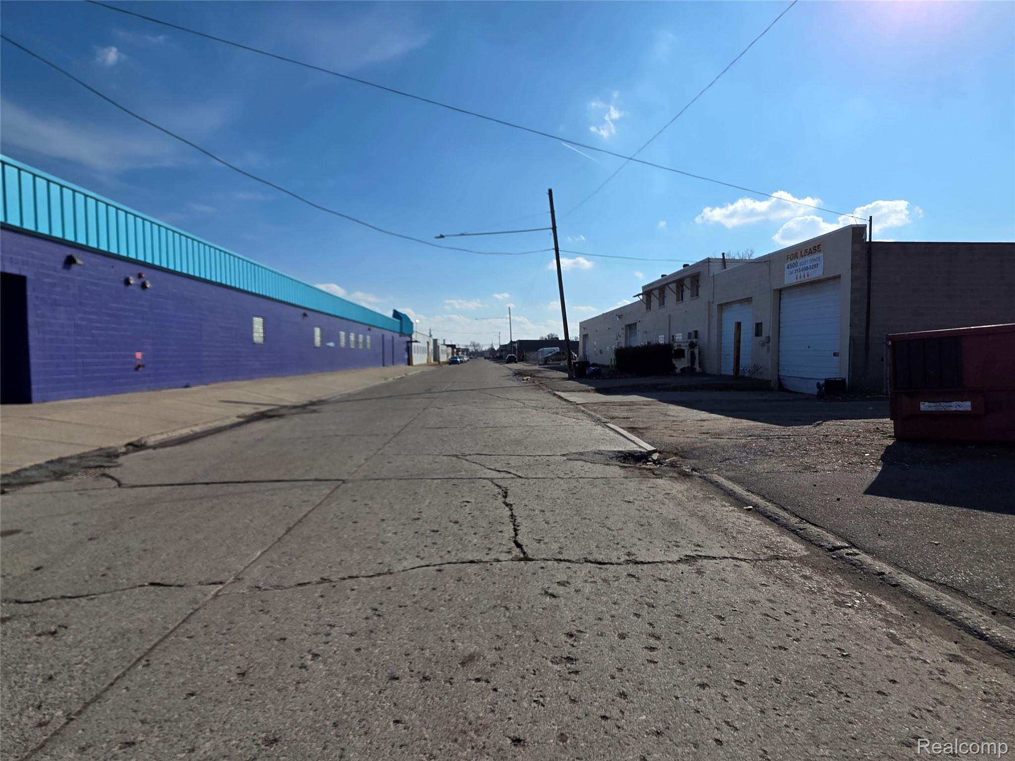 12317 Woodbine Street Property Photo 14