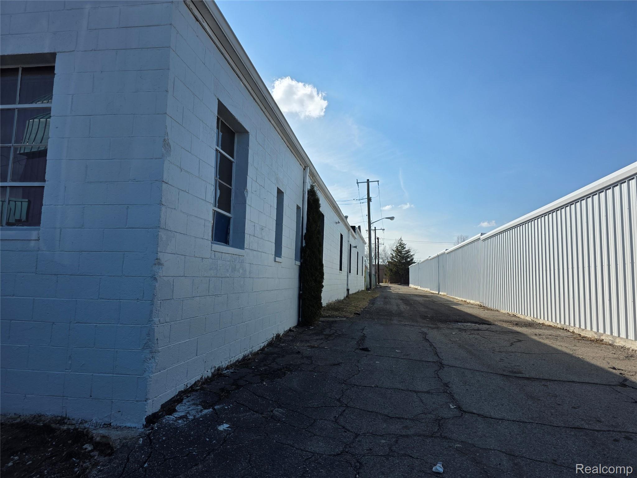 12317 Woodbine Street Property Photo 20