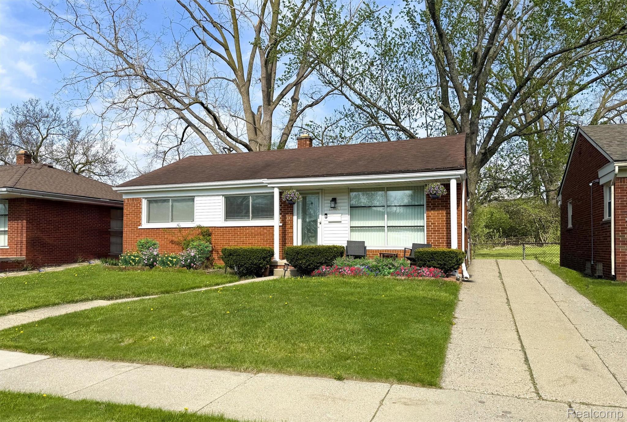 22030 Church Street Property Photo 1