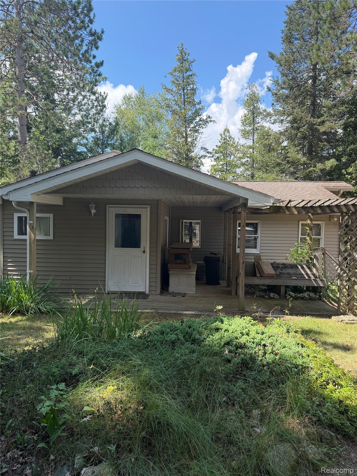 133 Silver Lake Drive Property Photo 1