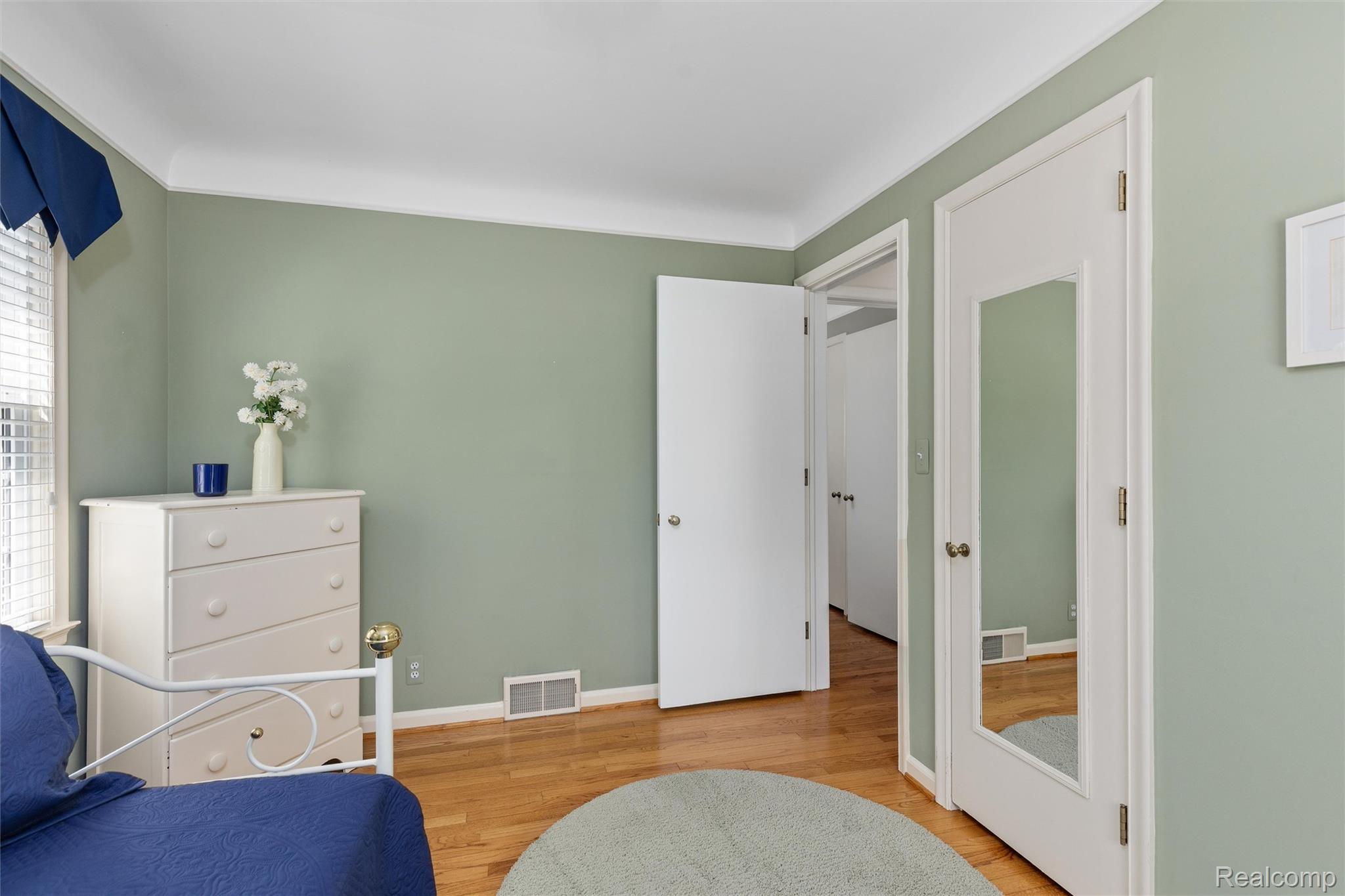 4444 Samoset Road Property Photo 13
