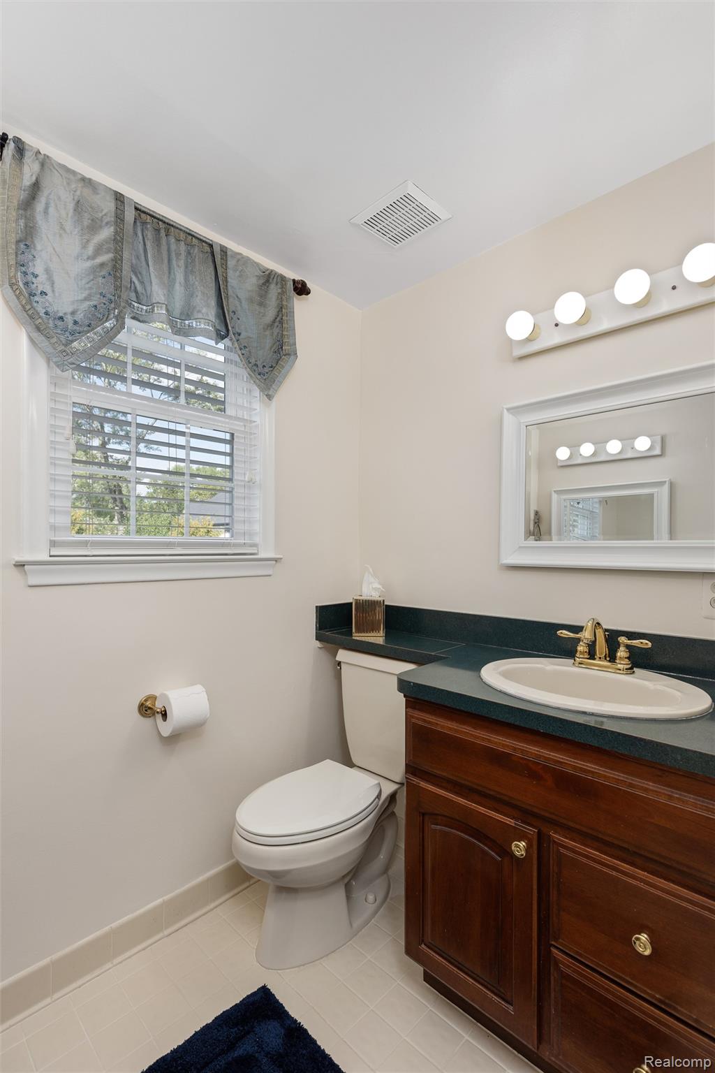 4444 Samoset Road Property Photo 18