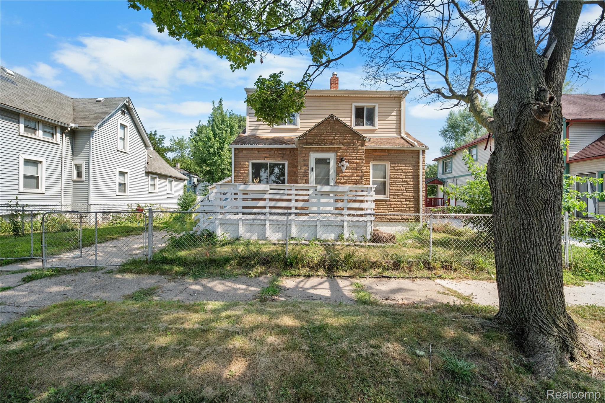 147 Charles Street Property Photo 1