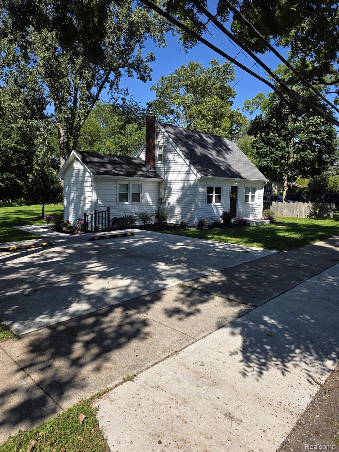 230 Water Street Property Photo 1