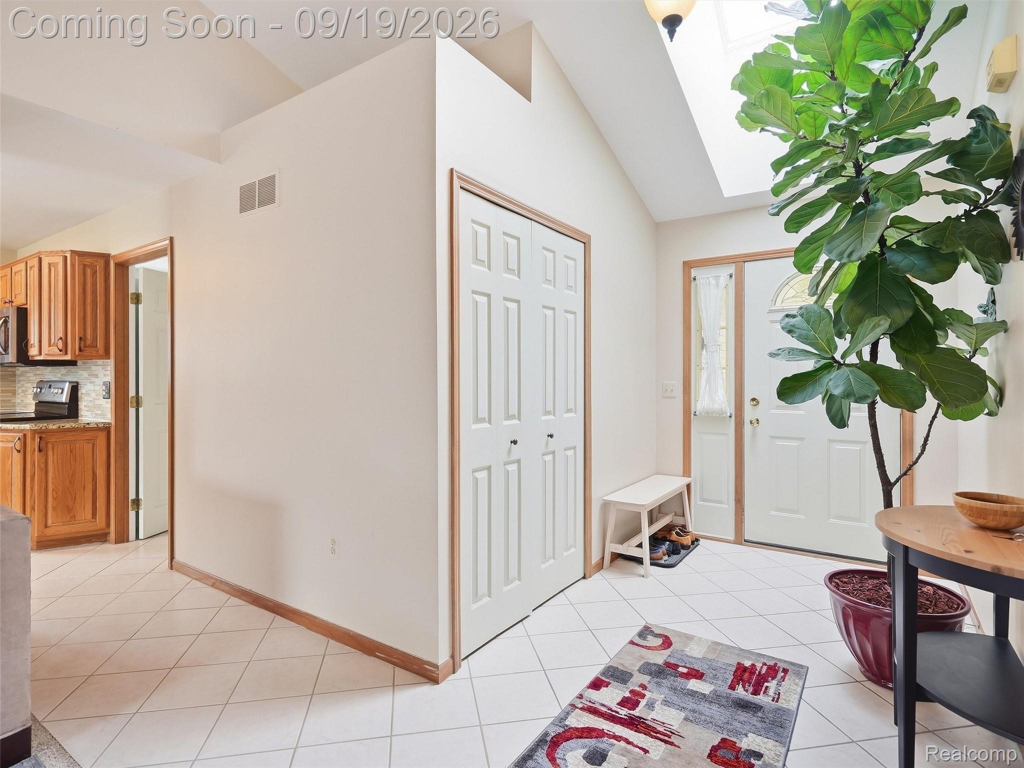 42475 Dharte Court Property Photo 5