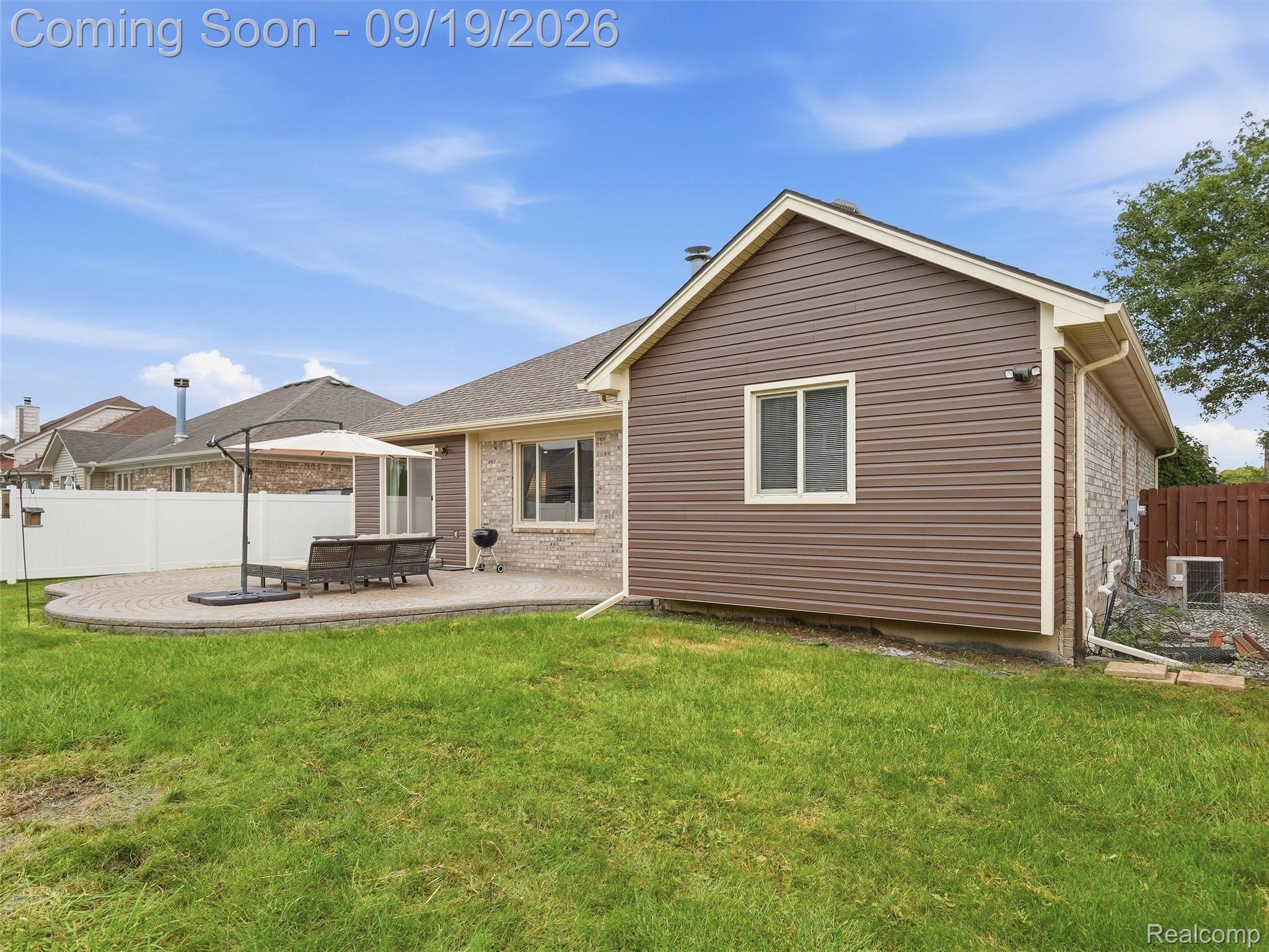 42475 Dharte Court Property Photo 44
