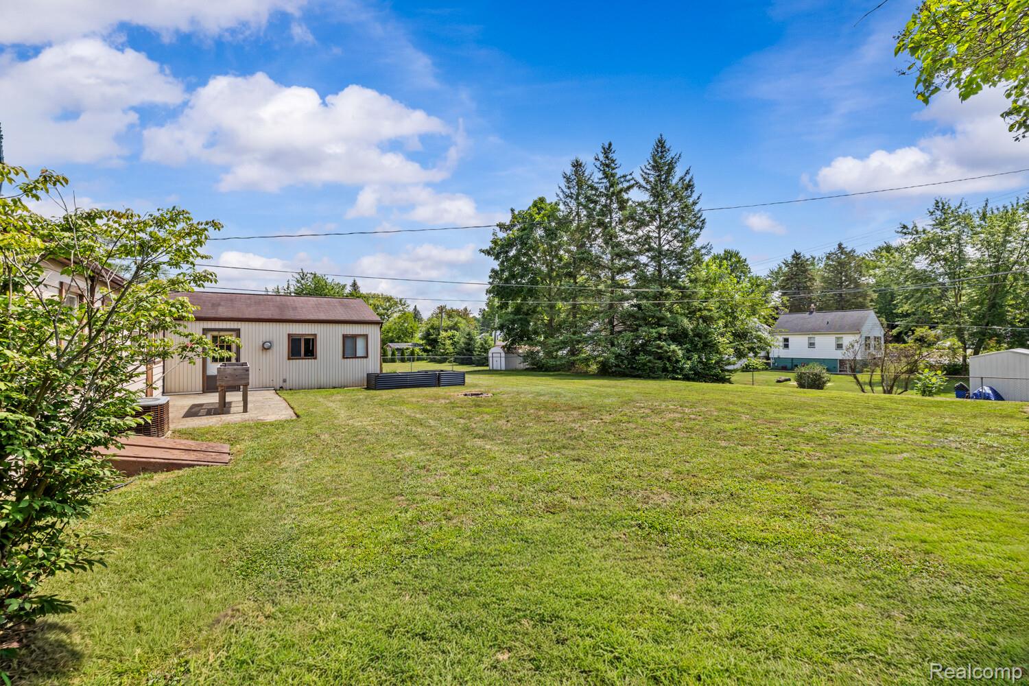 6235 Rowley Boulevard Property Photo 12