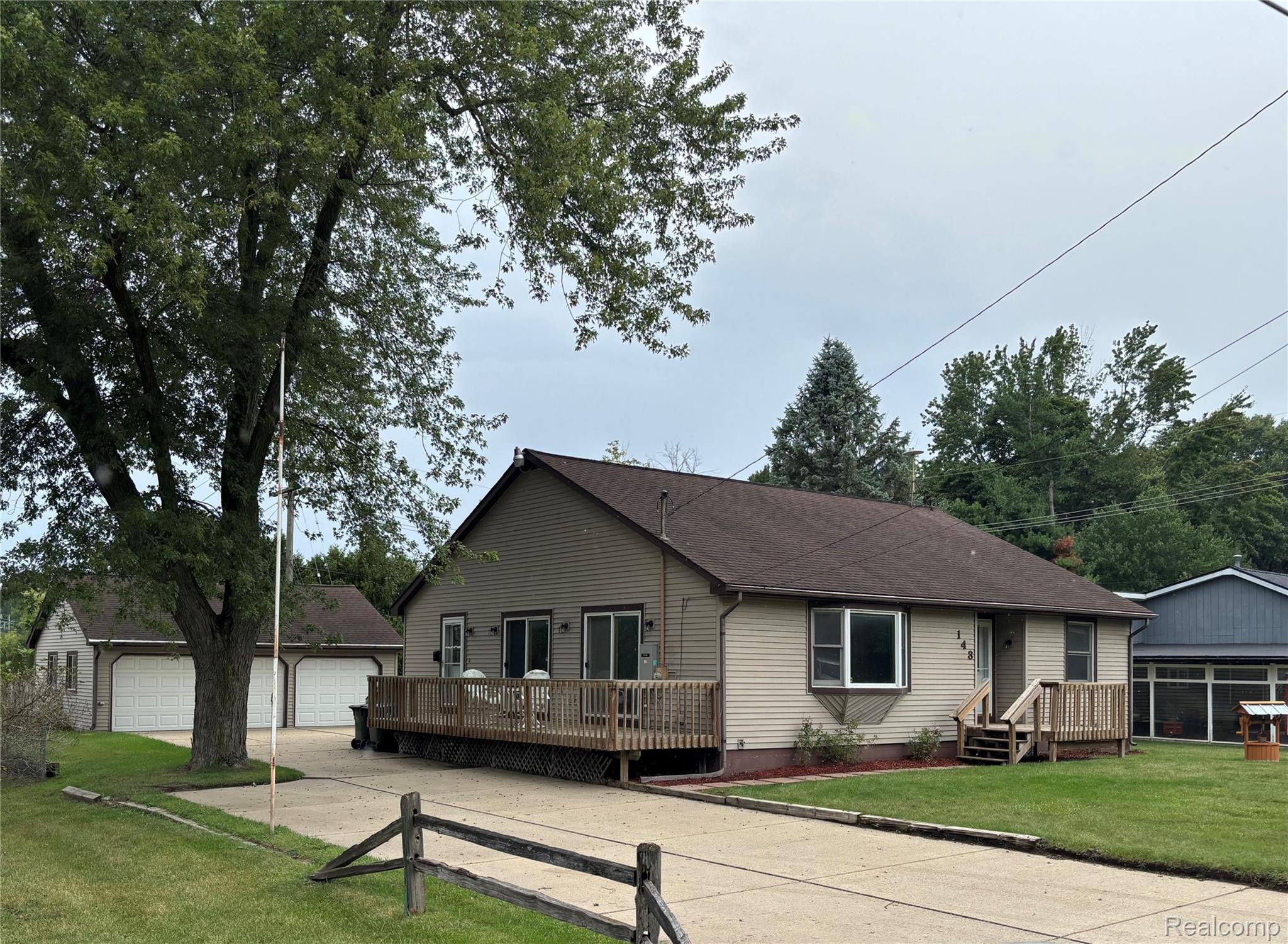 143 Schorn Drive Property Photo 1