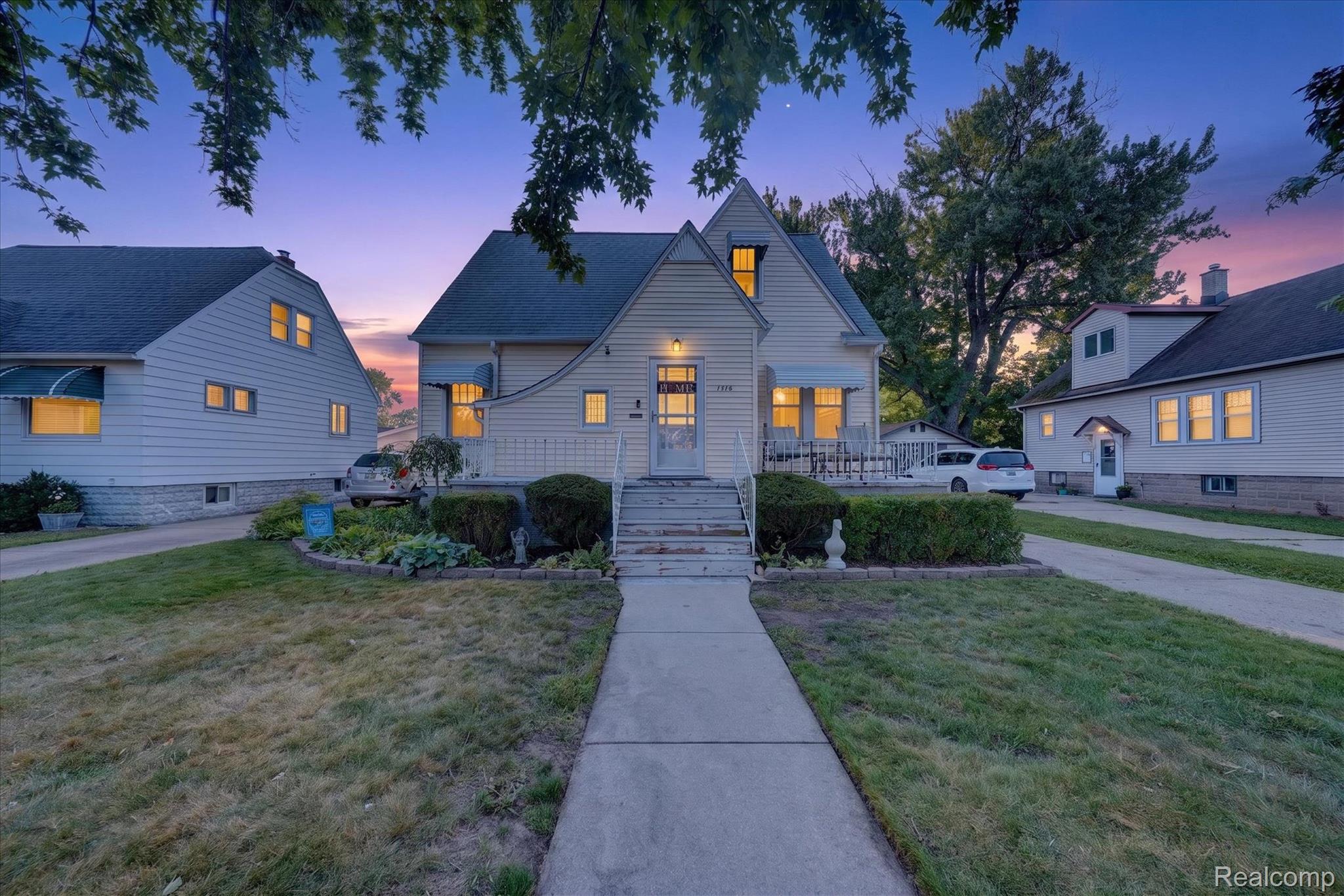 1416 17th Street Property Photo 1