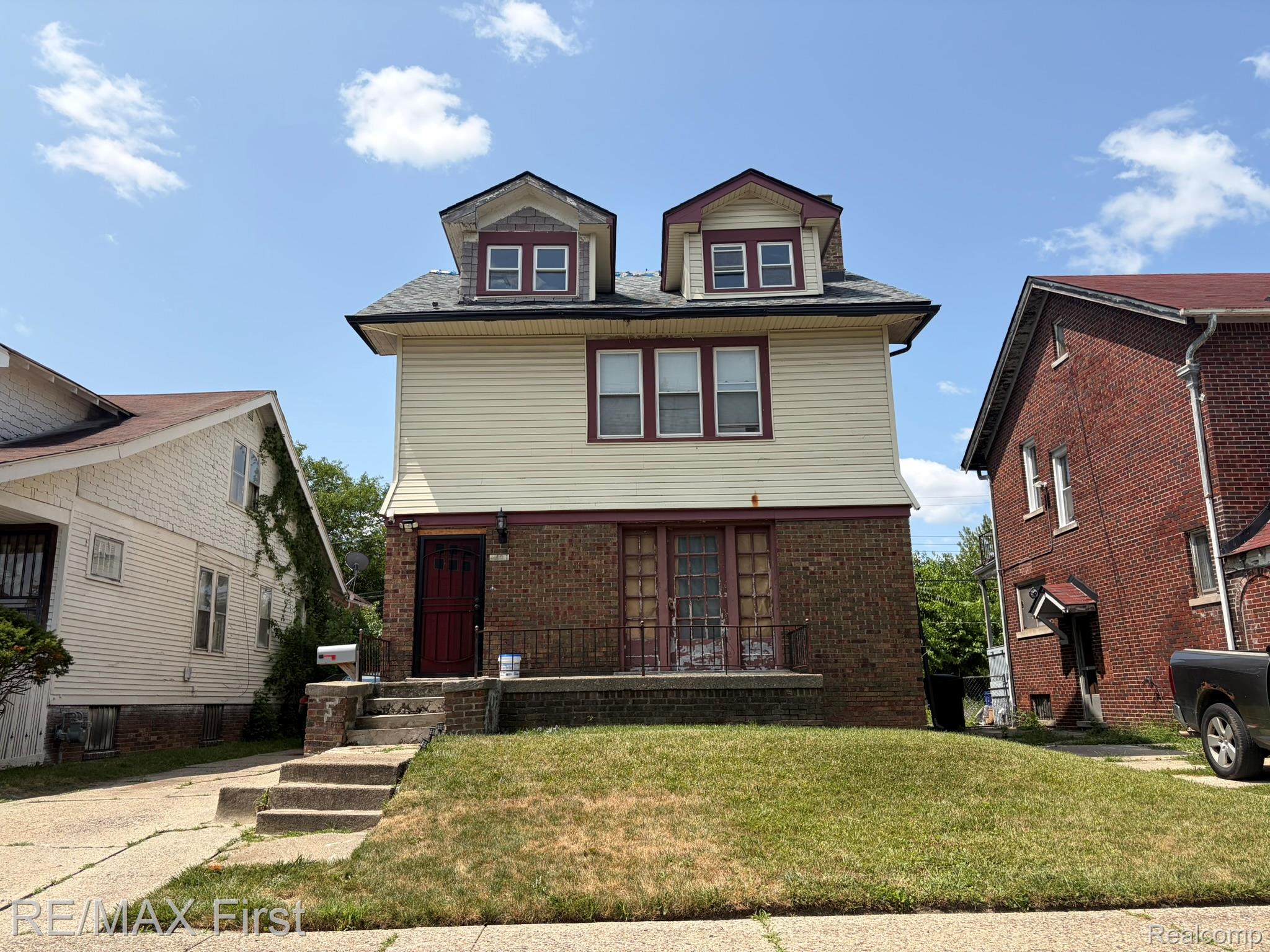 3491 Haverhill Street Property Photo 1