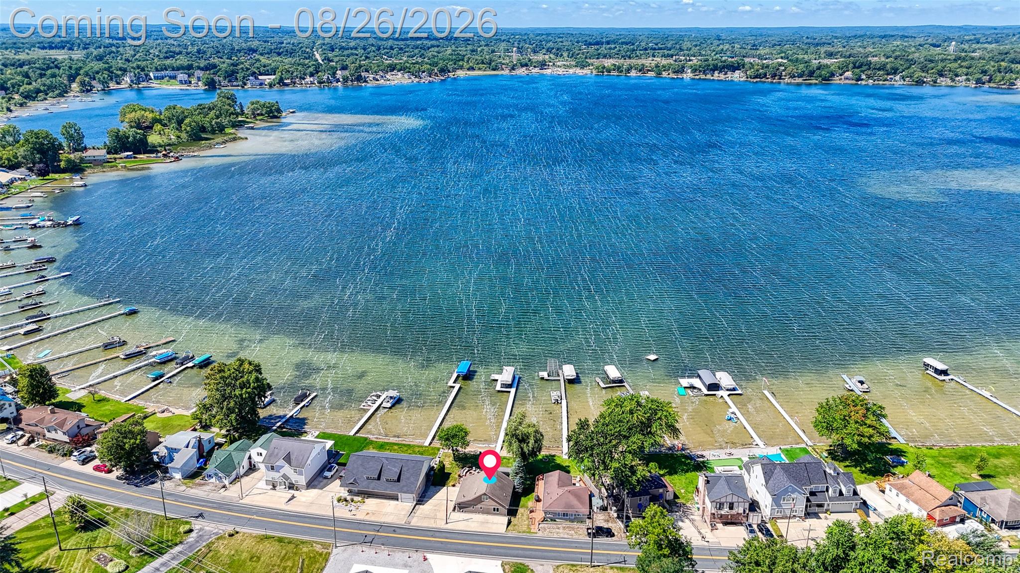 453 E Shore Drive Property Photo 5