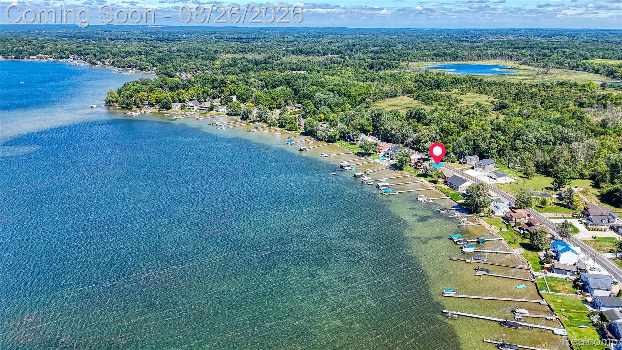 453 E Shore Drive Property Photo 9