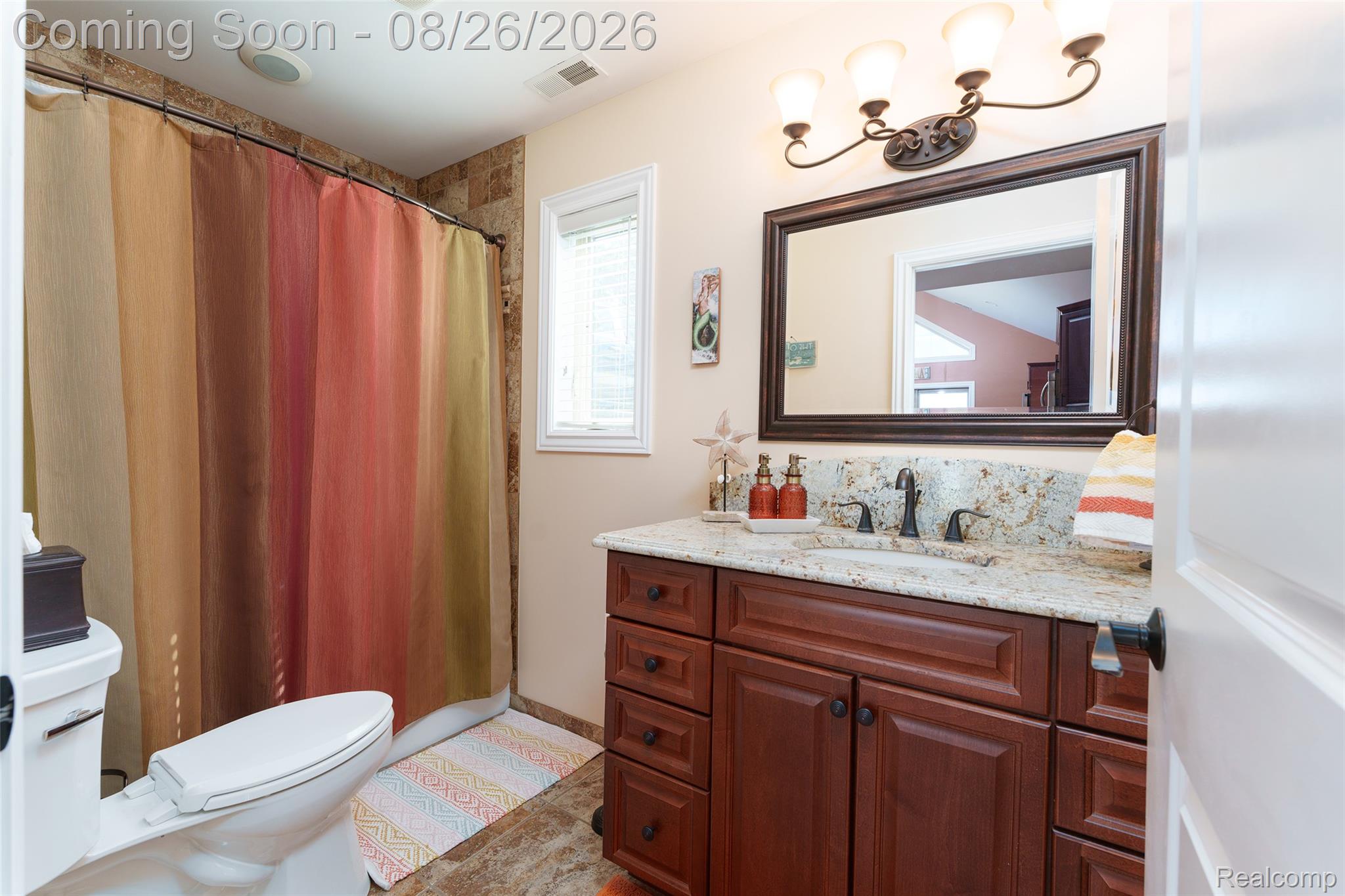 453 E Shore Drive Property Photo 19