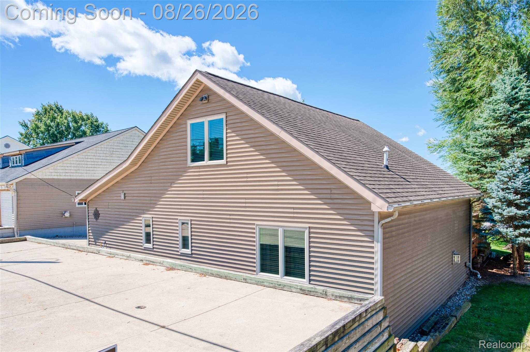 453 E Shore Drive Property Photo 45