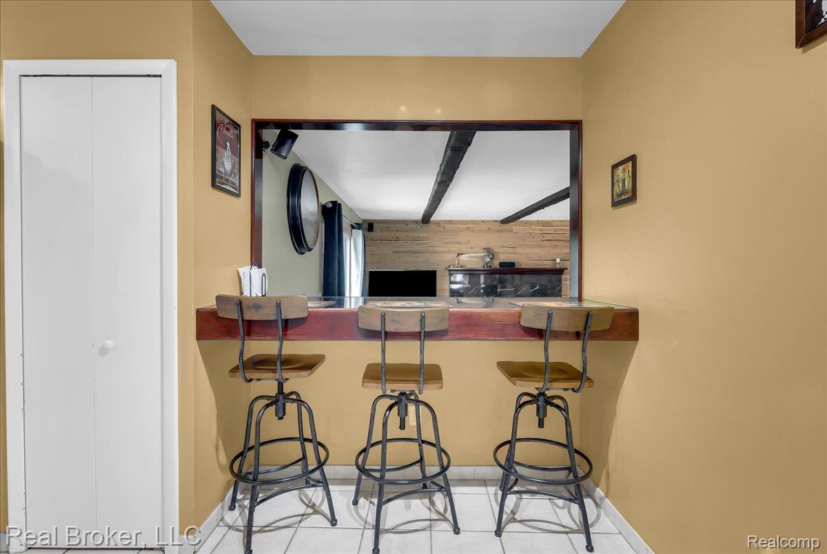 5214 Daniels Drive Property Photo 10