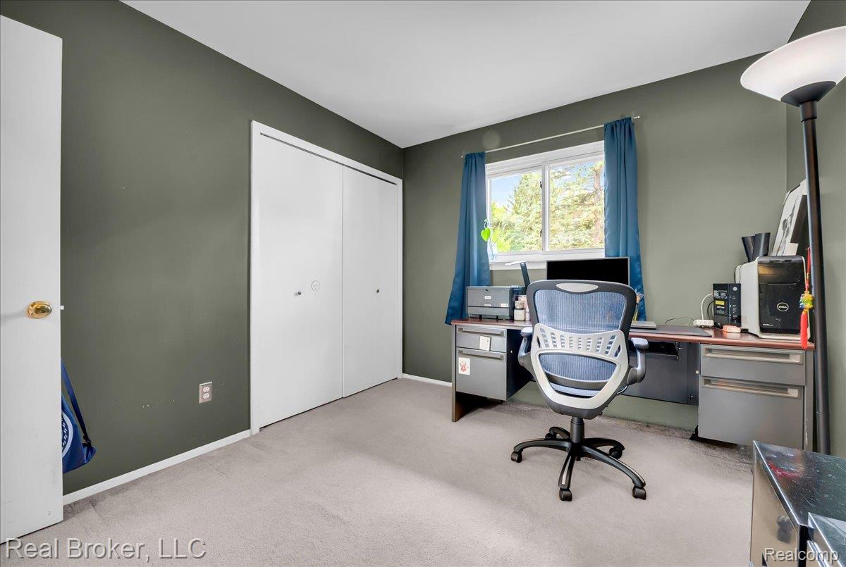 5214 Daniels Drive Property Photo 16