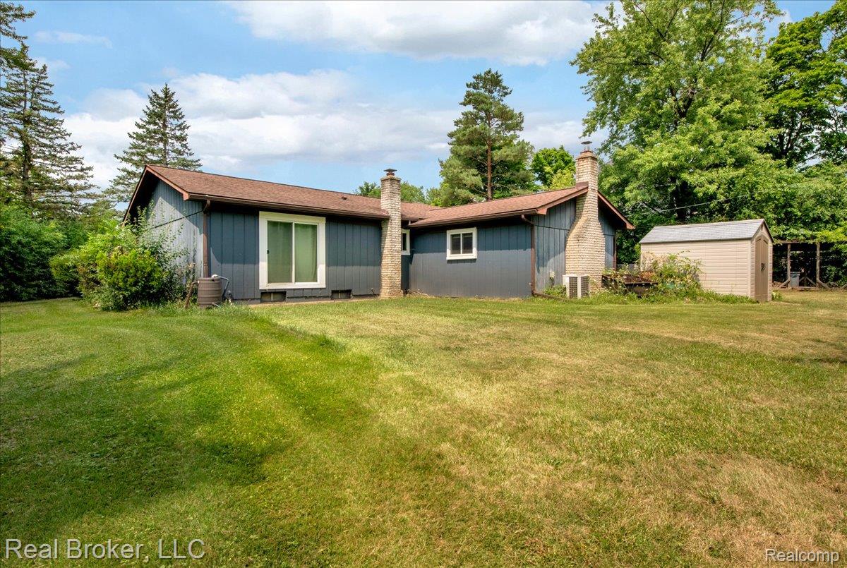 5214 Daniels Drive Property Photo 32
