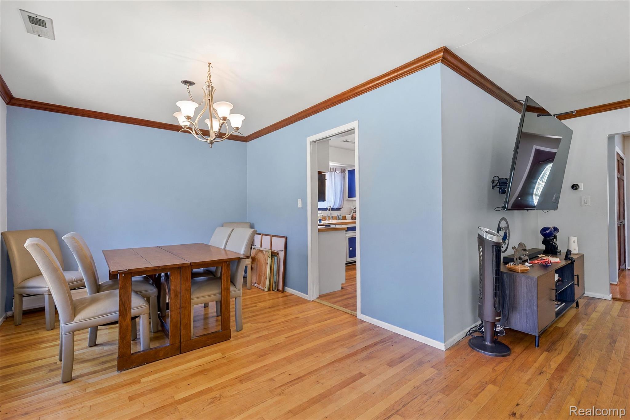 8522 Hampton Property Photo 10