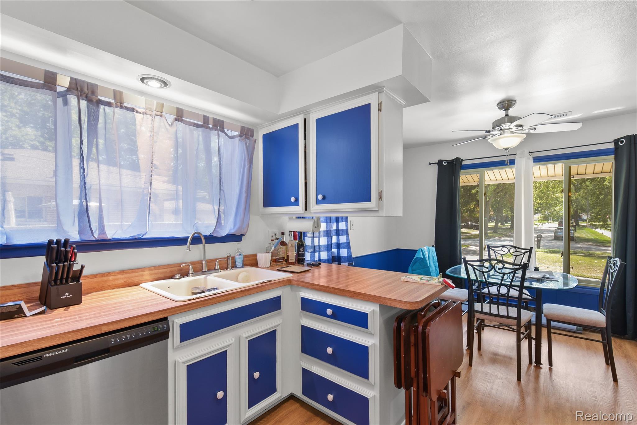 8522 Hampton Property Photo 16