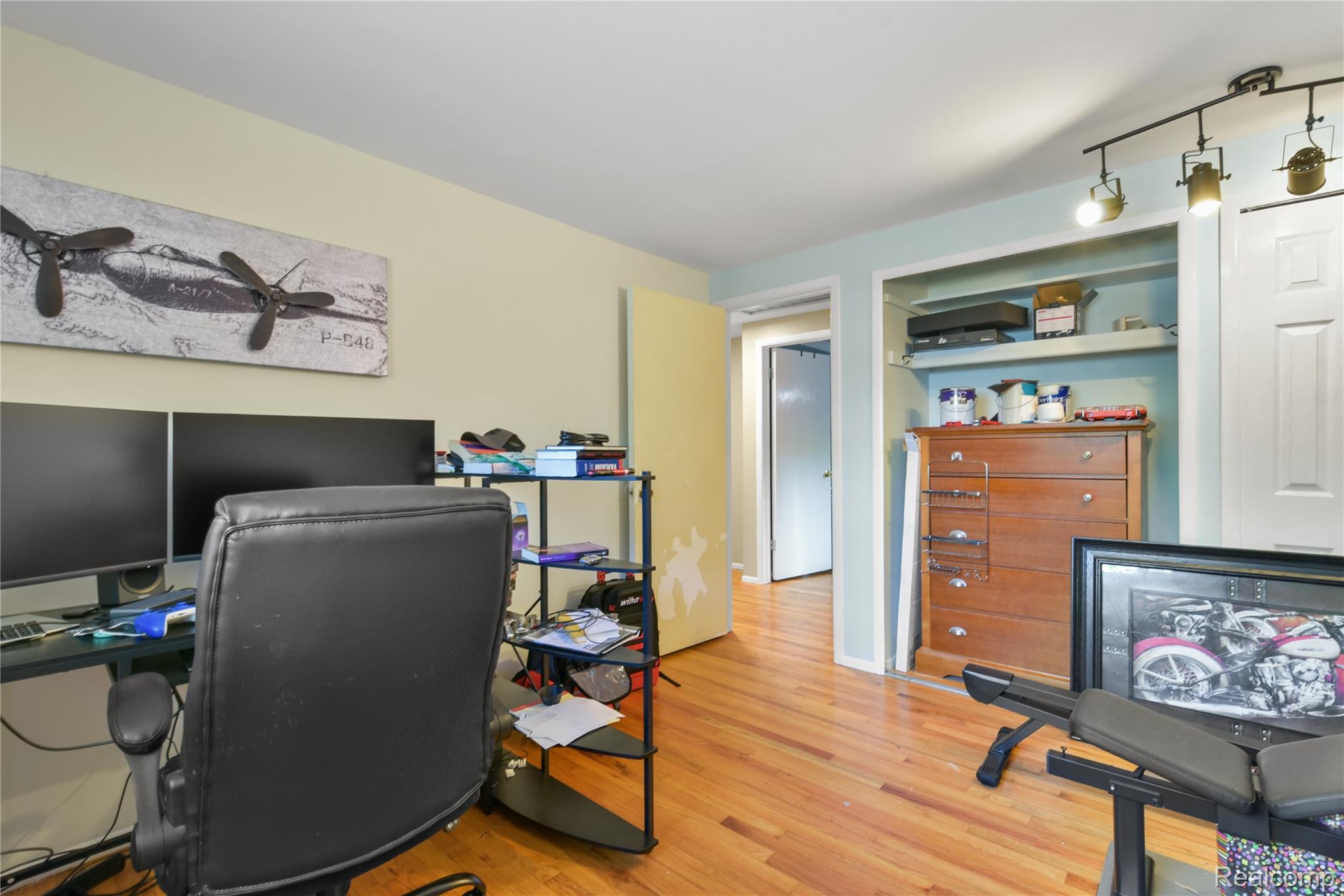 8522 Hampton Property Photo 32