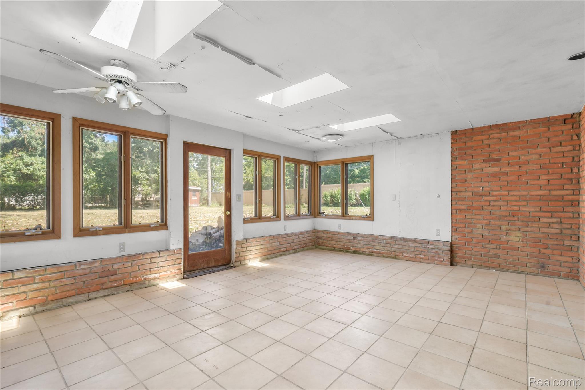 8522 Hampton Property Photo 43