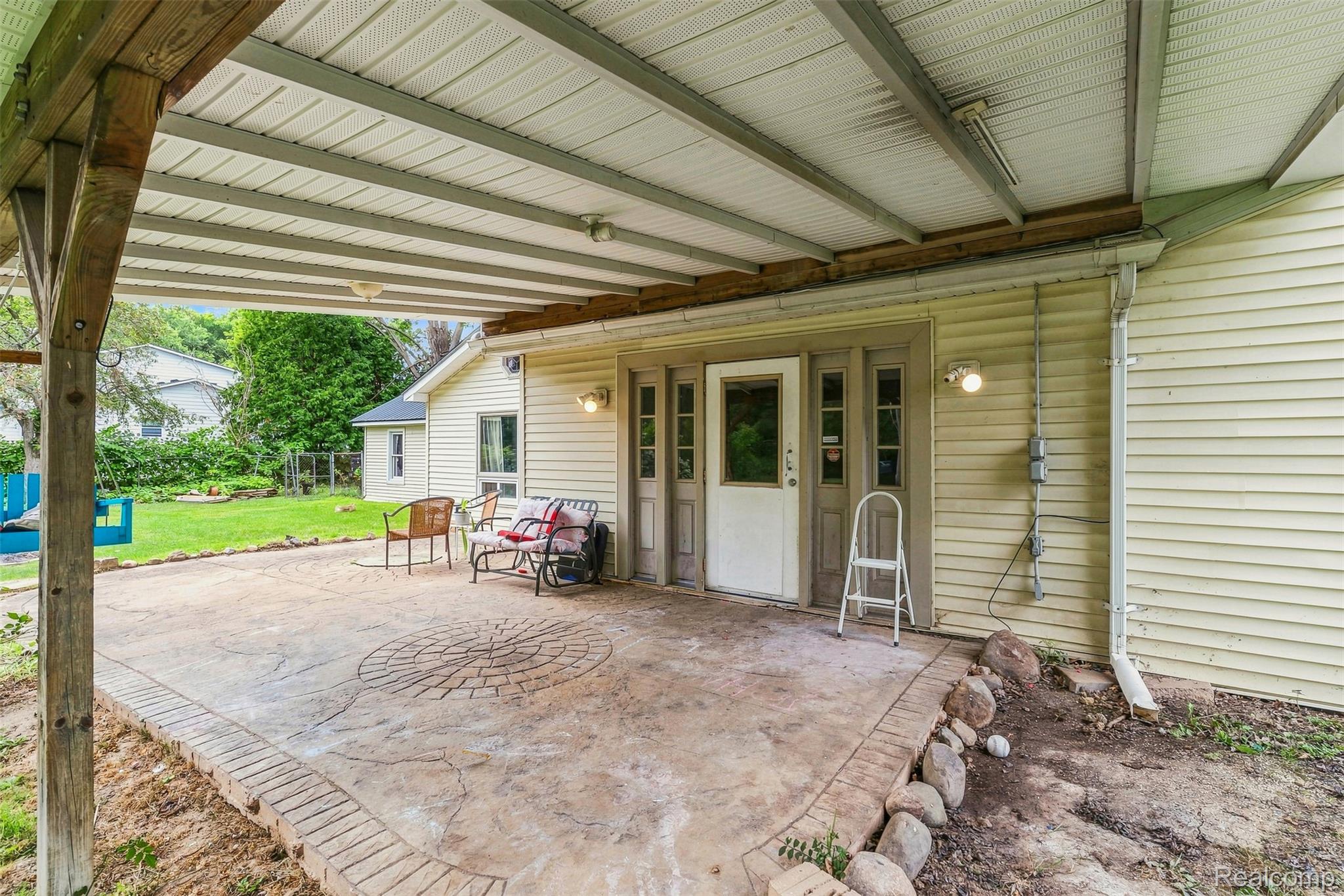 1163 S Packard Avenue Property Photo 29
