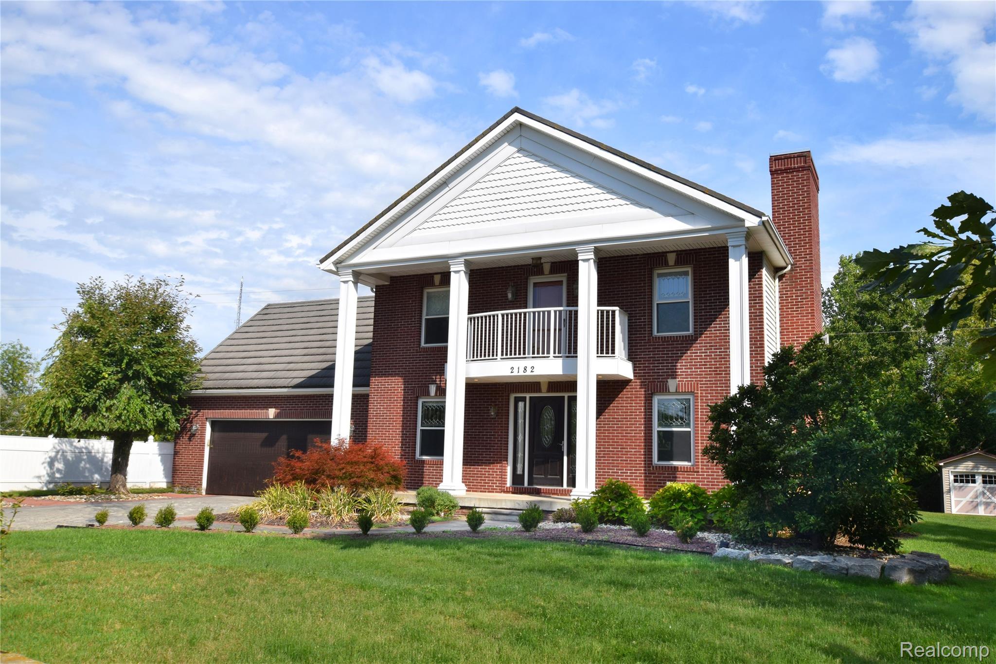 2182 Wiggins Road Property Photo 2