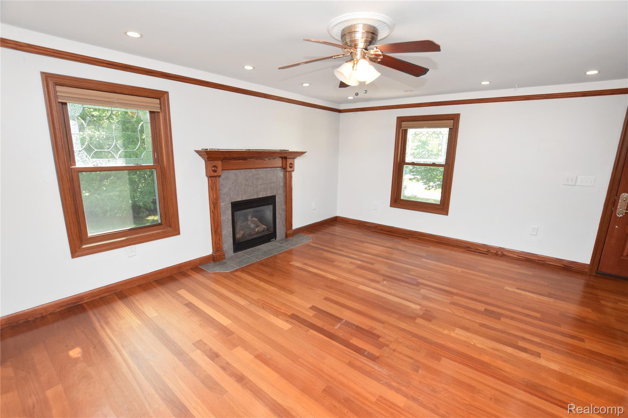 2182 Wiggins Road Property Photo 9