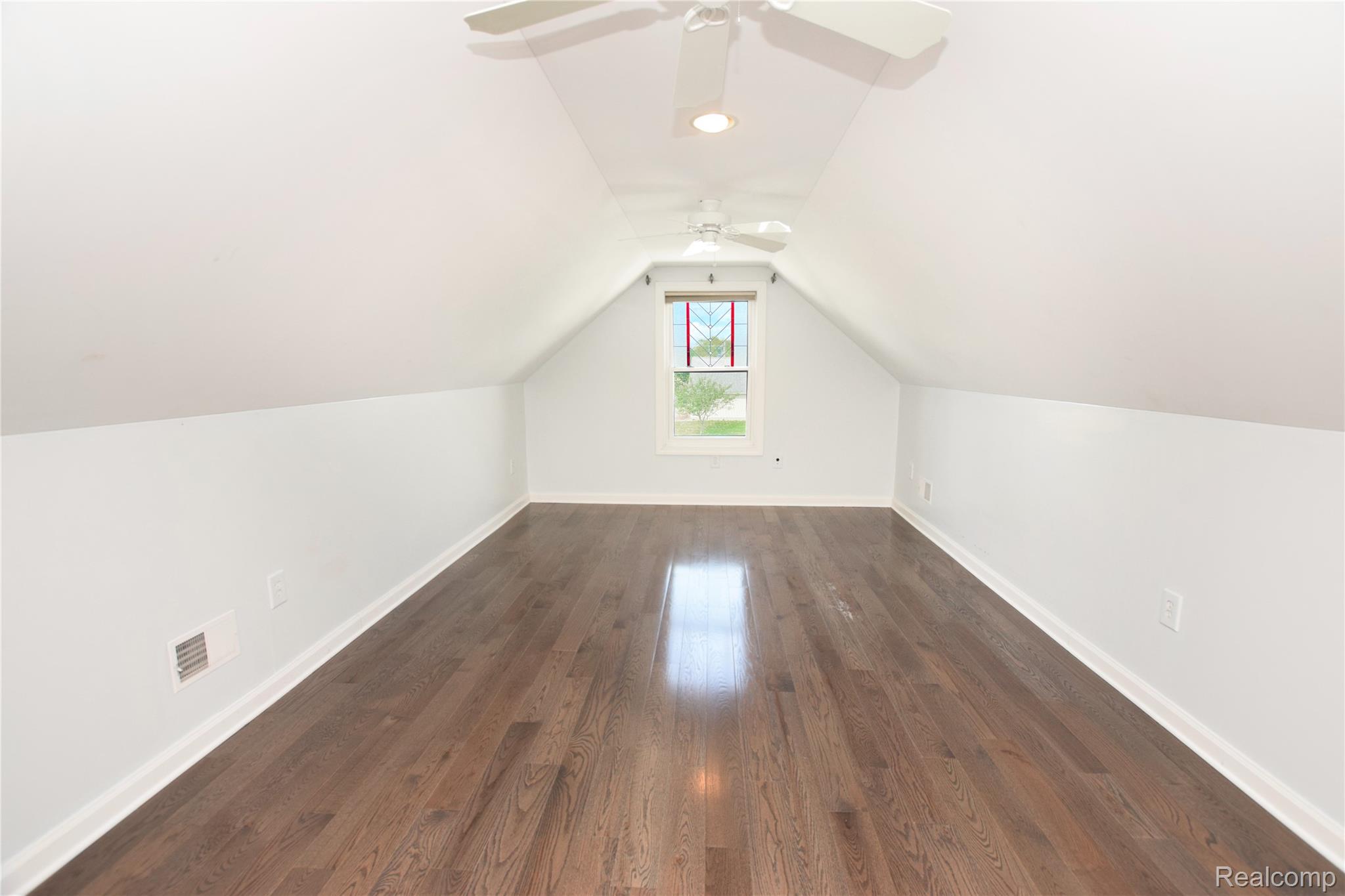 2182 Wiggins Road Property Photo 13