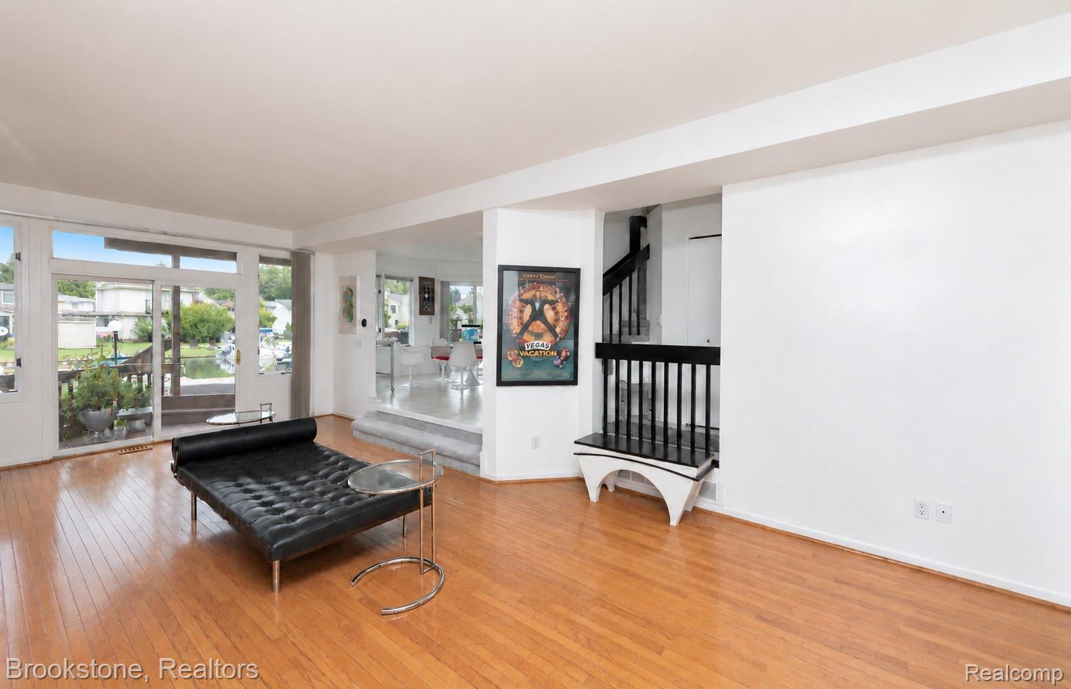 1839 Rustic Property Photo 23