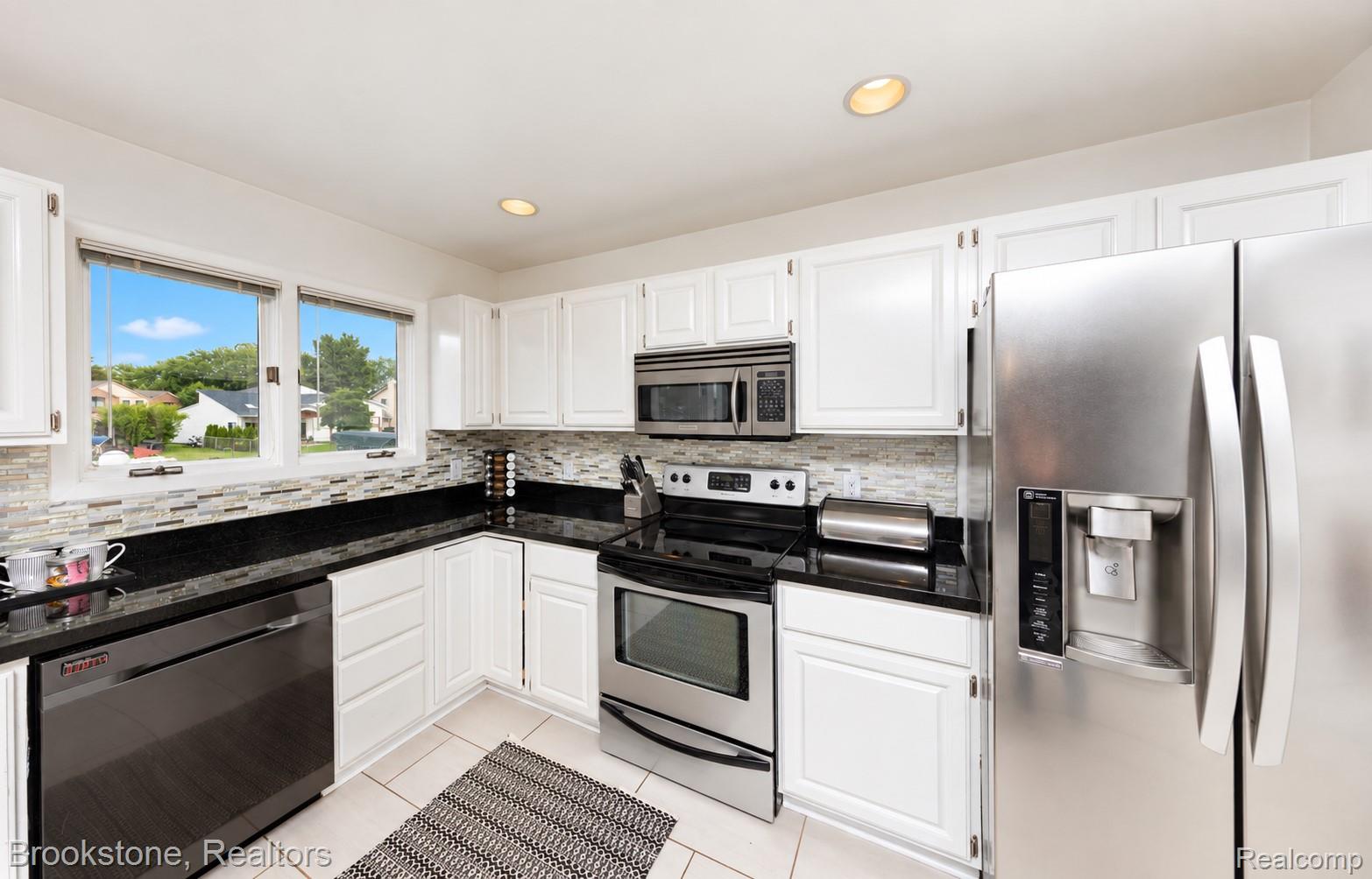 1839 Rustic Property Photo 29
