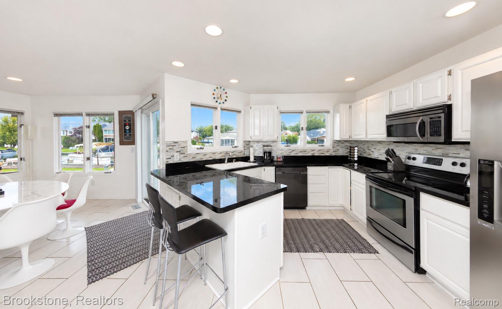 1839 Rustic Property Photo 30