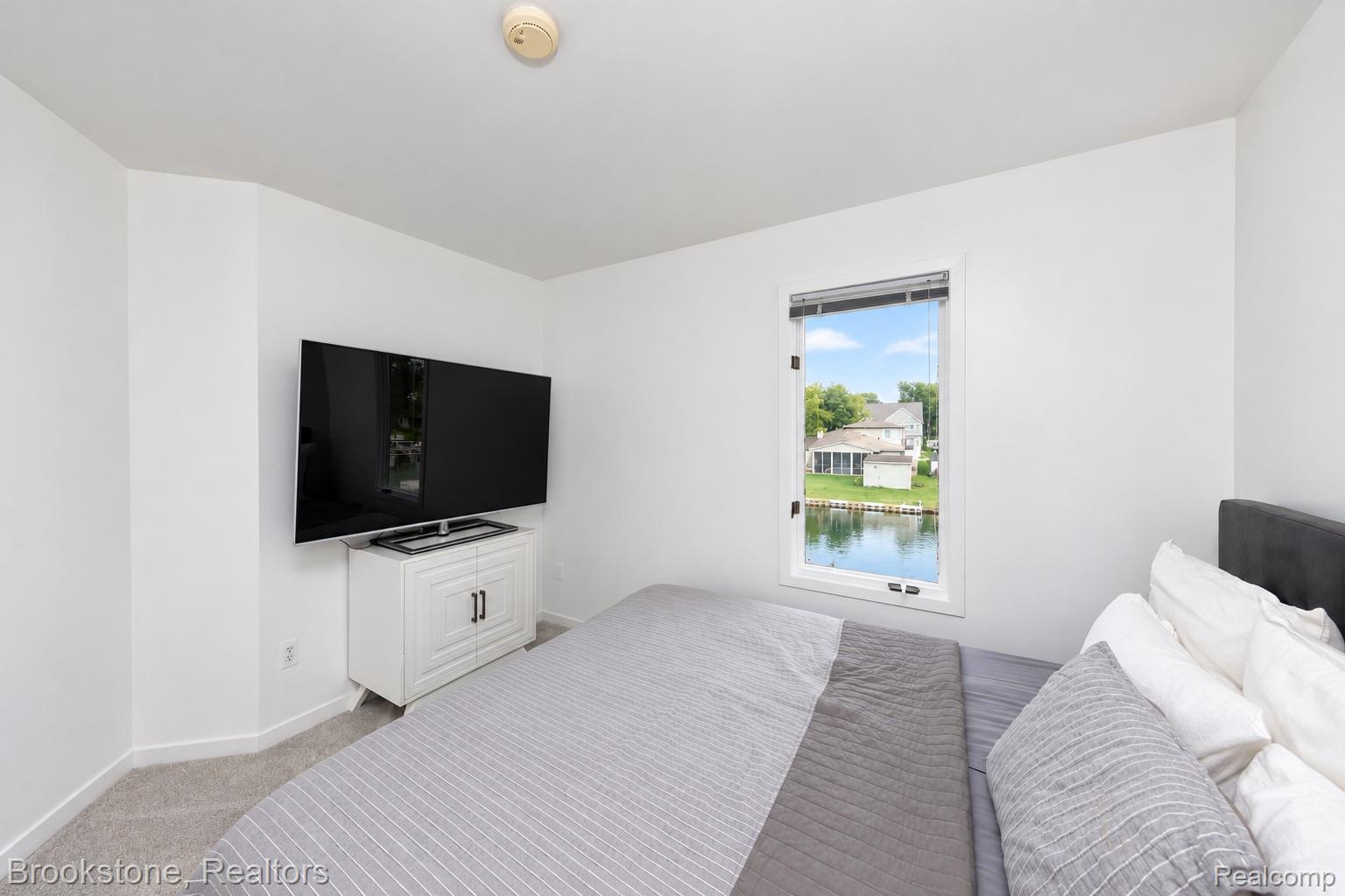 1839 Rustic Property Photo 44