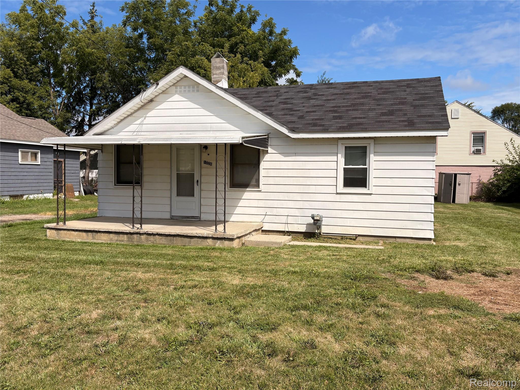 1026 W Scottwood Avenue Property Photo 1