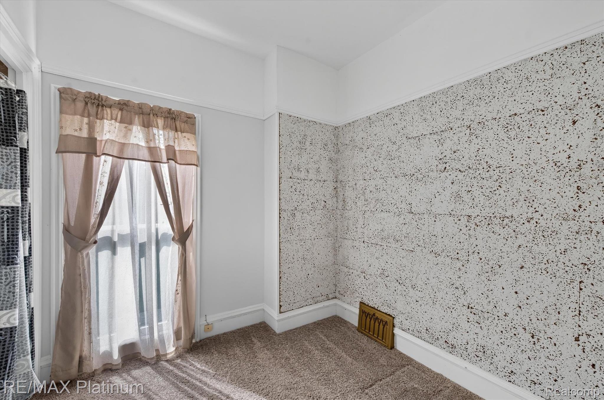 8045 Chilson Road Property Photo 26