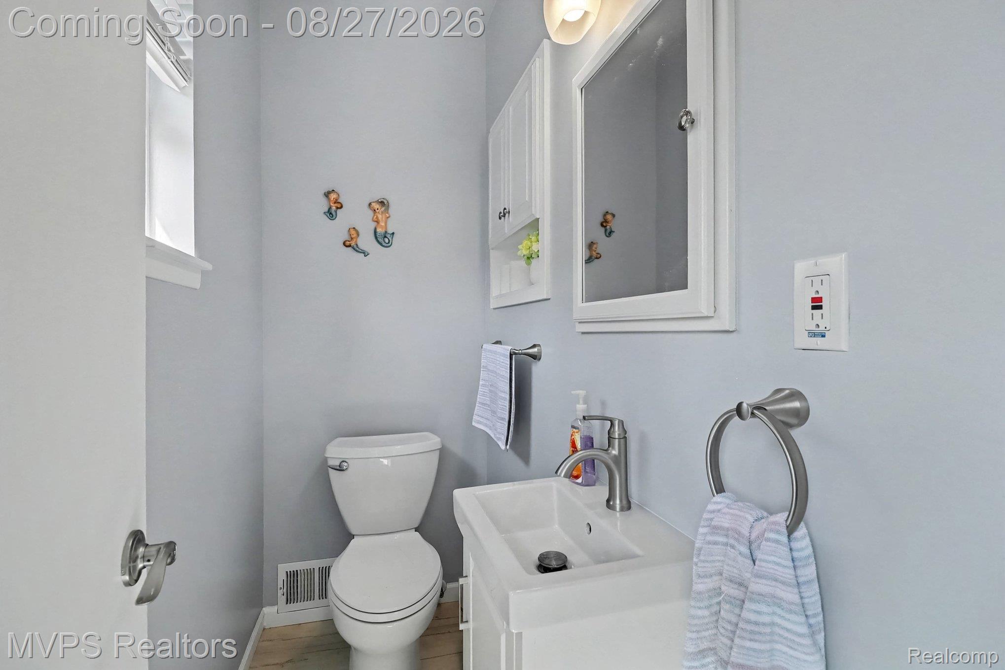 32358 Gloede Drive Property Photo 11