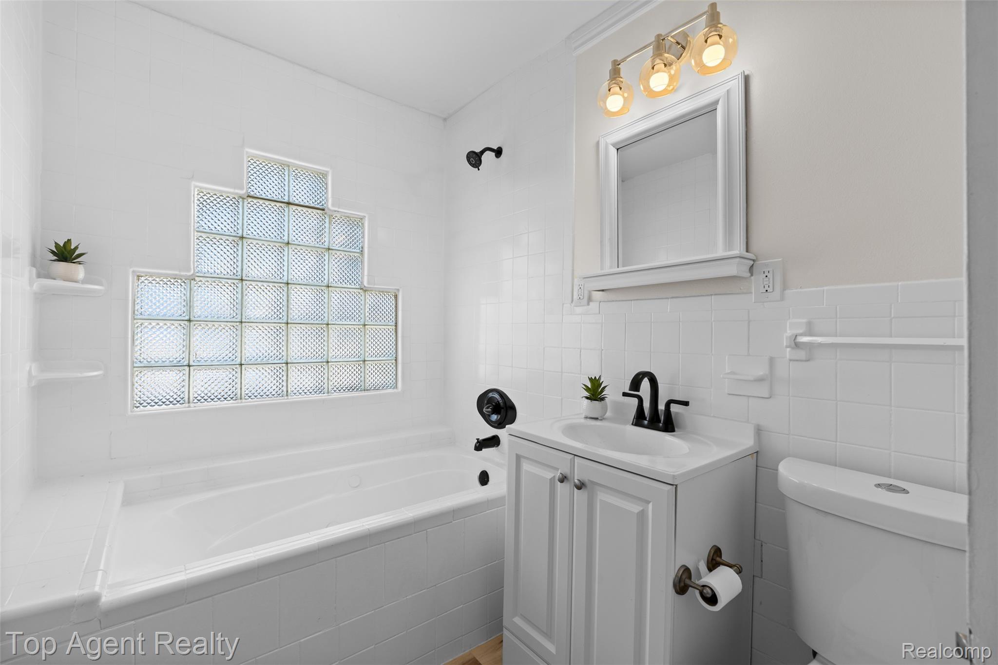 22228 Bon Heur Street Property Photo 22