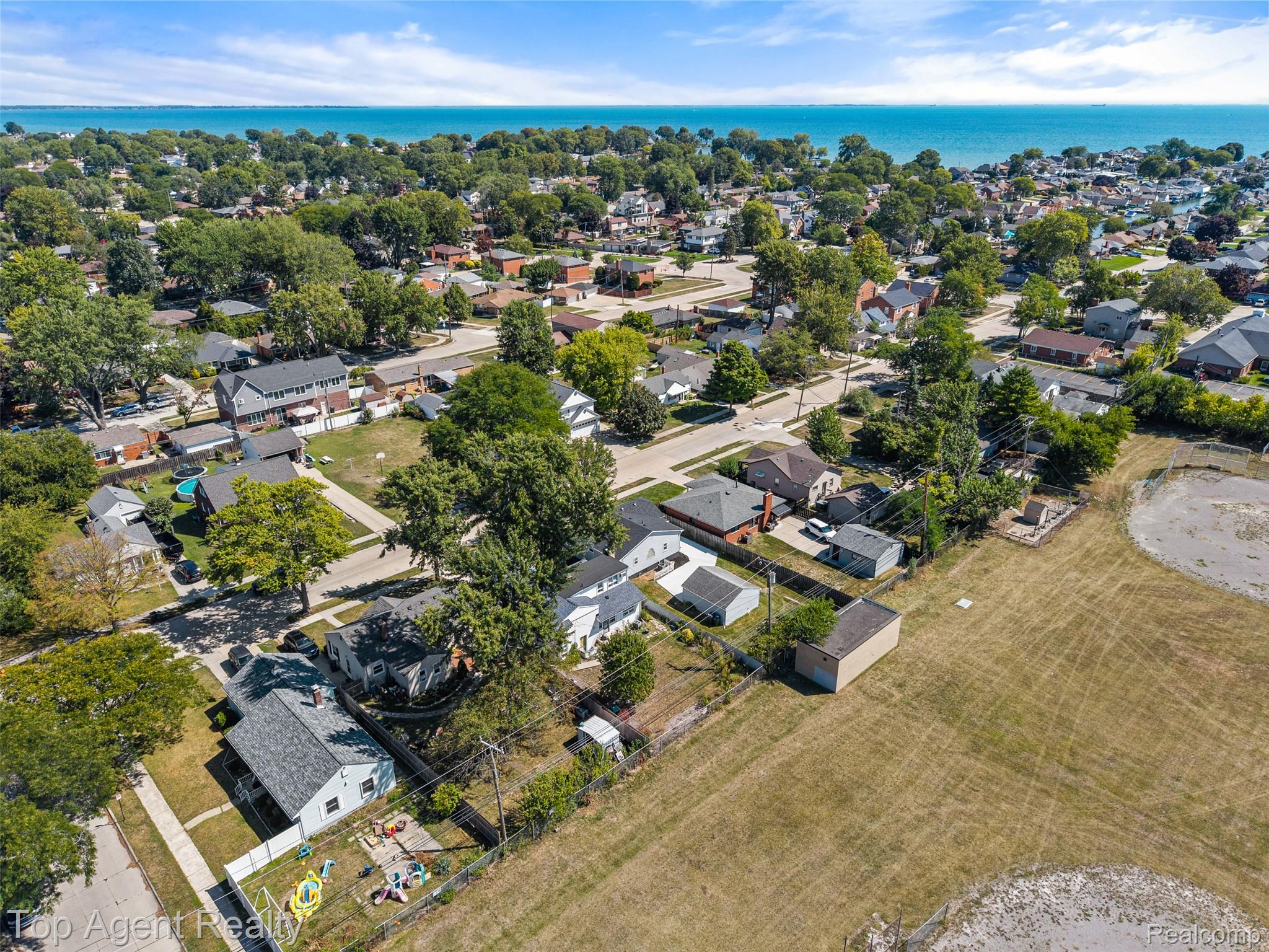 22228 Bon Heur Street Property Photo 44